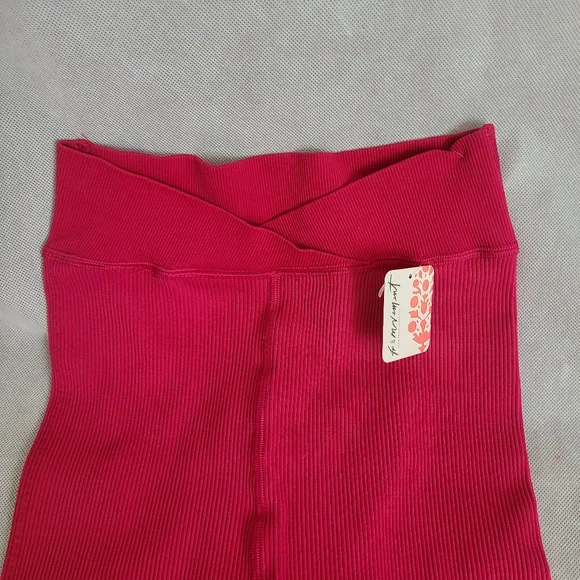 Free People Movement Women's Free Throw Shorts in Passion Fruit Sz S